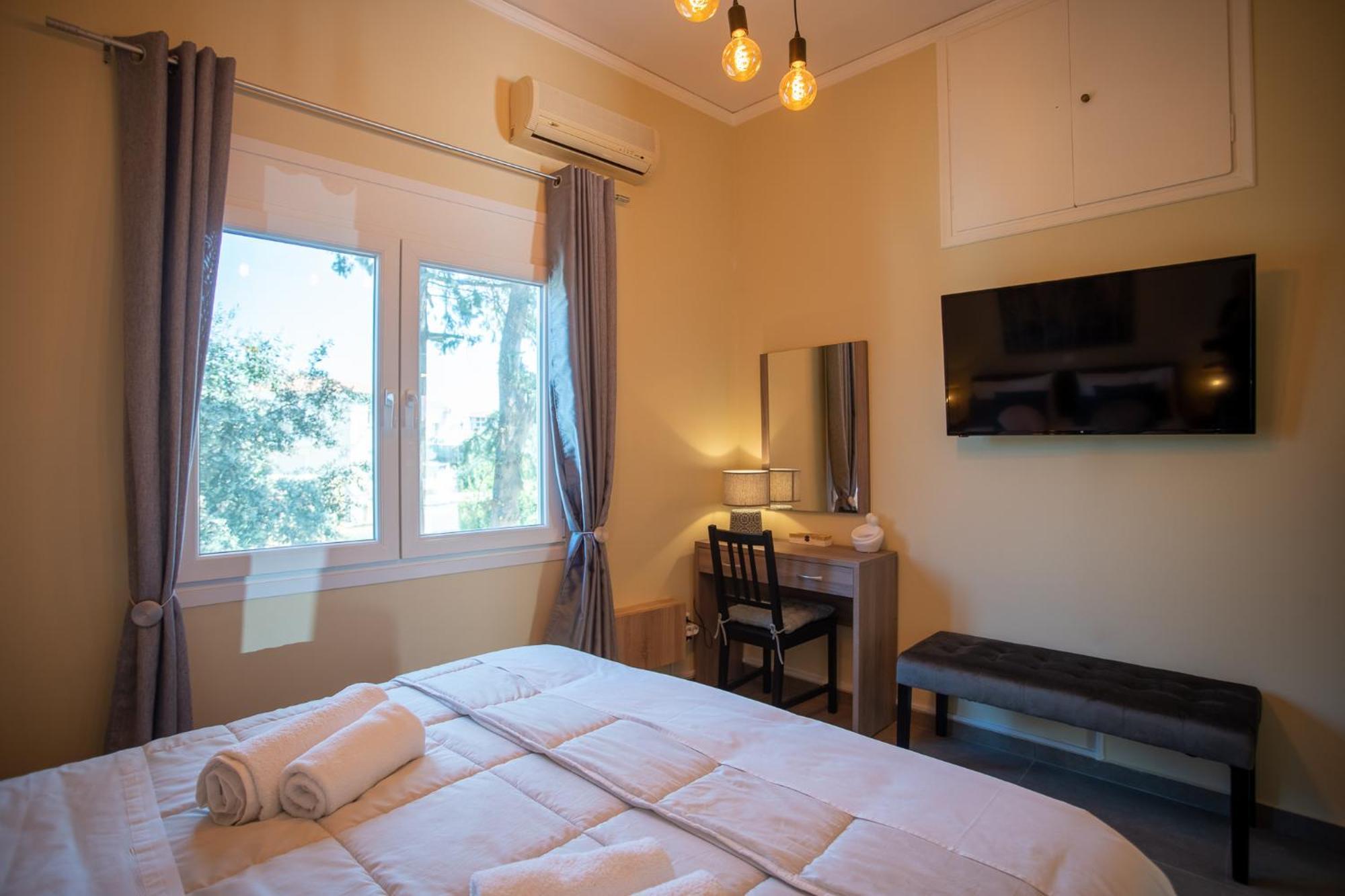 Two Bedroom Apartment, Mytilene Lesvos Εξωτερικό φωτογραφία
