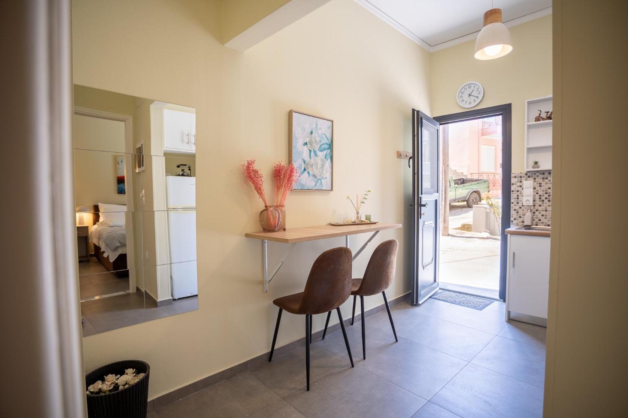 Two Bedroom Apartment, Mytilene Lesvos Εξωτερικό φωτογραφία